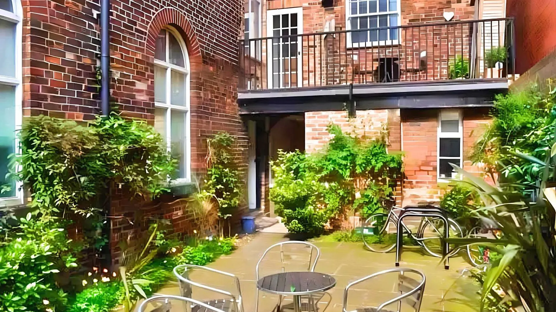 Vibrant Loft Apartment In Grade II Listed Georgian Building Sheffield Egyesült Királyság